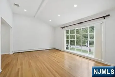 7 Park Demarest NJ 07627