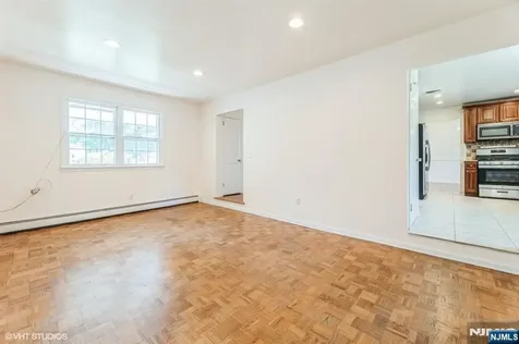 275 Taft Court Paramus NJ 07652