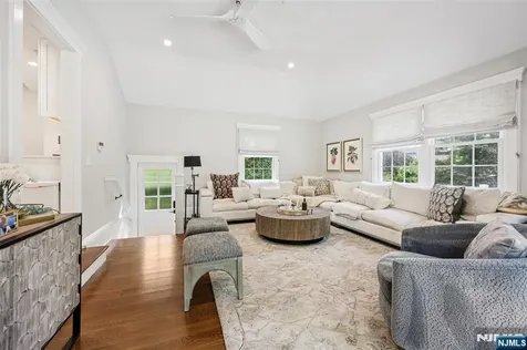 44 Washington Place Ridgewood NJ 07450