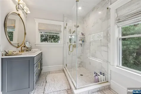 44 Washington Place Ridgewood NJ 07450