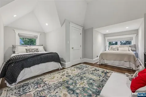 44 Washington Place Ridgewood NJ 07450