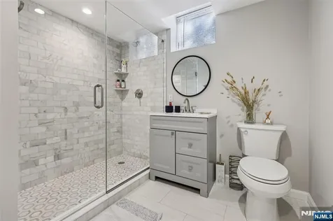 44 Washington Place Ridgewood NJ 07450