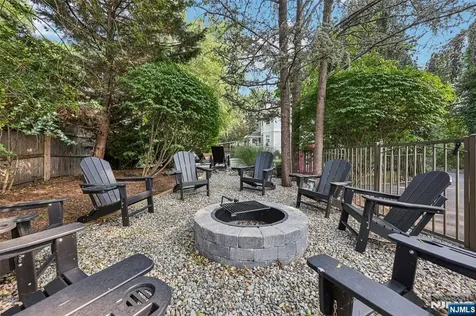 44 Washington Place Ridgewood NJ 07450