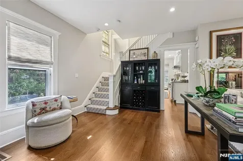 44 Washington Place Ridgewood NJ 07450