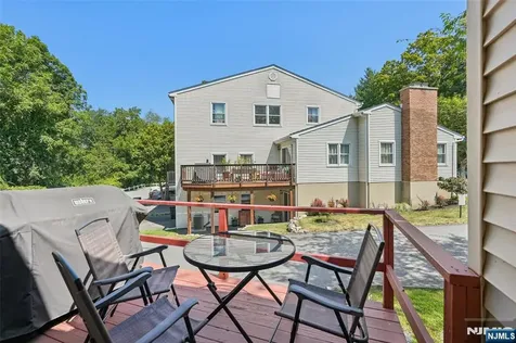 130 Bunker Hill Road Wayne NJ 07470