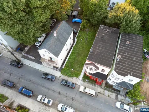 309 21st Street Irvington NJ 07111