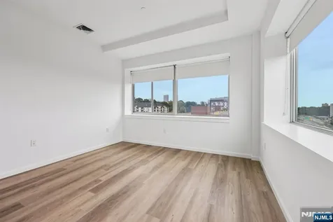 2 Executive Drive Fort Lee NJ 07024
