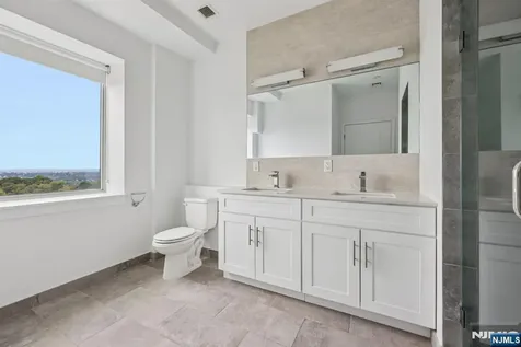 2 Executive Drive Fort Lee NJ 07024