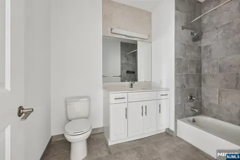 2 Executive Drive Fort Lee NJ 07024