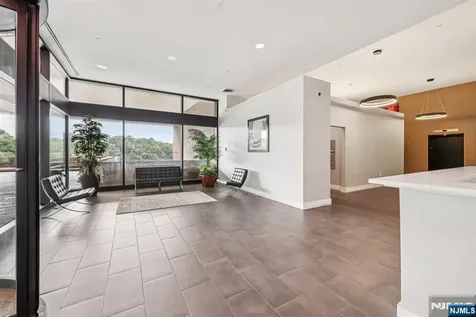 2 Executive Drive Fort Lee NJ 07024