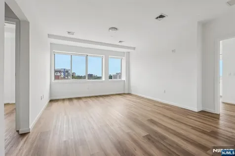 2 Executive Drive Fort Lee NJ 07024