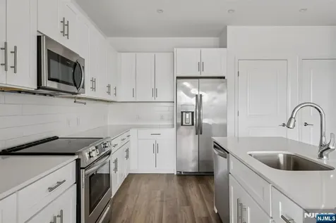 2 Executive Drive Fort Lee NJ 07024
