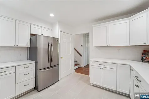 12 Spruce Ho-ho-kus NJ 07423