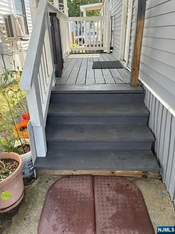 15 Second Lodi NJ 07644