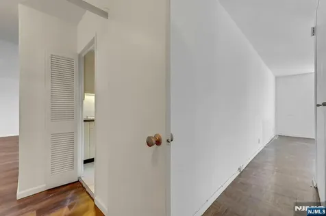 5 Horizon Road Fort Lee NJ 07024