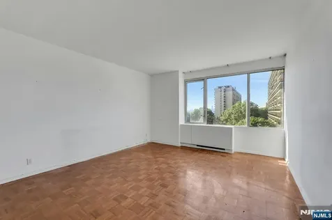 5 Horizon Road Fort Lee NJ 07024