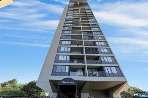 5 Horizon Road Fort Lee NJ 07024
