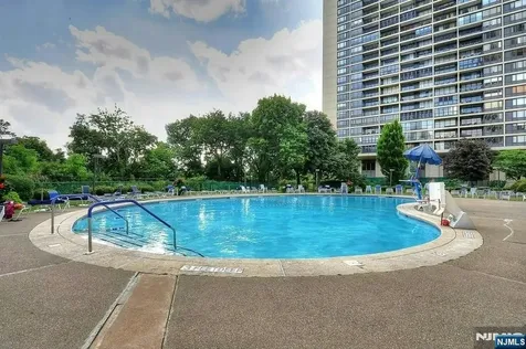 5 Horizon Road Fort Lee NJ 07024