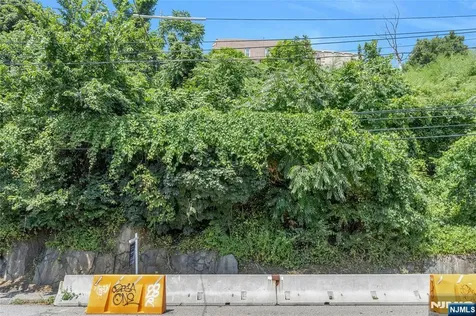 55 Hackensack Plk Road Weehawken NJ 07086