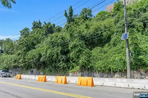 55 Hackensack Plk Road Weehawken NJ 07086