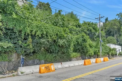 55 Hackensack Plk Road Weehawken NJ 07086
