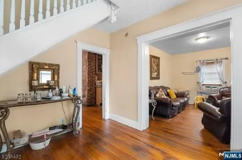 27 Donaldson Avenue Rutherford NJ 07070