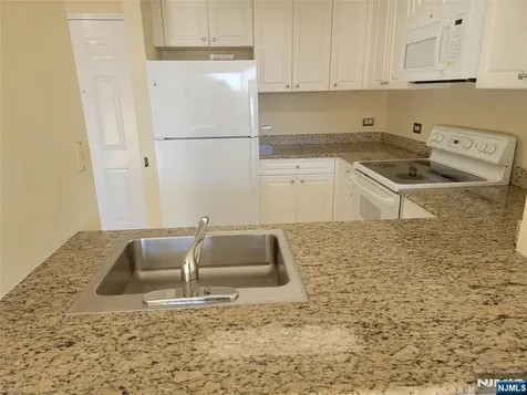 100 Old Palisade Road Fort Lee NJ 07024