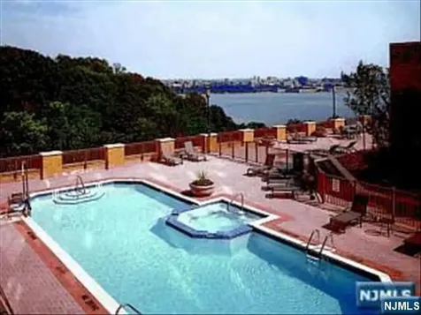 100 Old Palisade Road Fort Lee NJ 07024