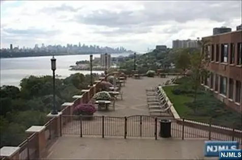 100 Old Palisade Road Fort Lee NJ 07024