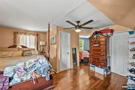 448 Sutton Avenue Hackensack NJ 07601