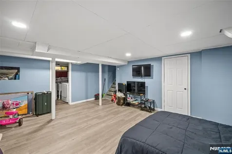 448 Sutton Avenue Hackensack NJ 07601
