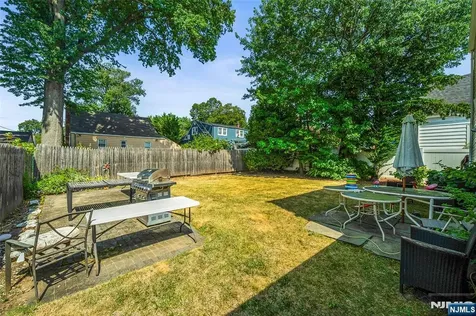 448 Sutton Avenue Hackensack NJ 07601