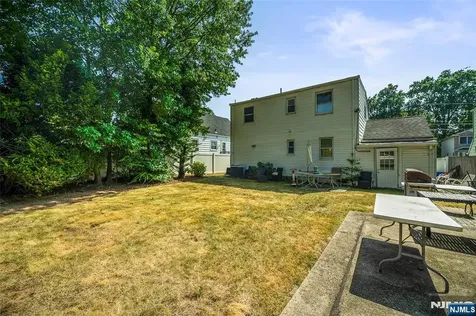 448 Sutton Avenue Hackensack NJ 07601