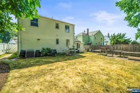 448 Sutton Avenue Hackensack NJ 07601