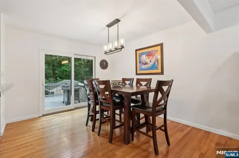 88 Hill Court Pompton Lakes NJ 07442