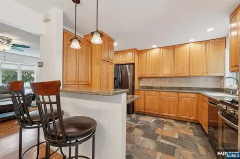88 Hill Court Pompton Lakes NJ 07442
