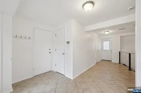 88 Hill Court Pompton Lakes NJ 07442