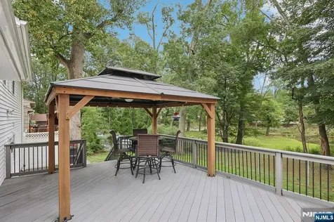 88 Hill Court Pompton Lakes NJ 07442