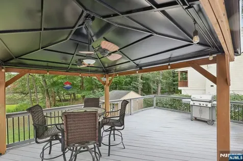 88 Hill Court Pompton Lakes NJ 07442