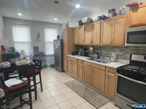 783 S 13th Street Newark NJ 07108