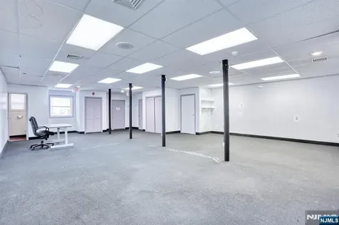 24 Lakeside Avenue Pompton Lakes NJ 07442