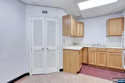 24 Lakeside Avenue Pompton Lakes NJ 07442