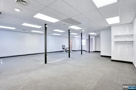 24 Lakeside Avenue Pompton Lakes NJ 07442