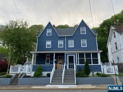454 Undercliff Avenue Edgewater NJ 07020