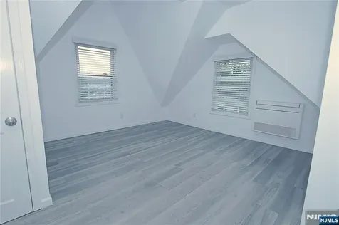 454 Undercliff Avenue Edgewater NJ 07020