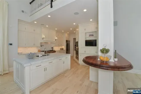 134 Cortland Drive Saddle River NJ 07458
