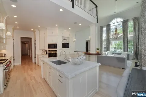 134 Cortland Drive Saddle River NJ 07458