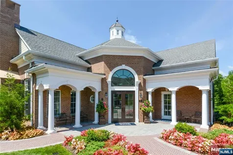 134 Cortland Drive Saddle River NJ 07458