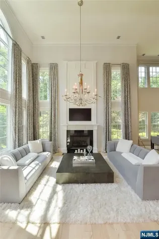 134 Cortland Drive Saddle River NJ 07458