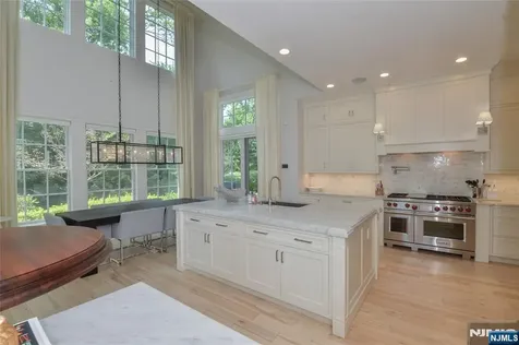 134 Cortland Drive Saddle River NJ 07458